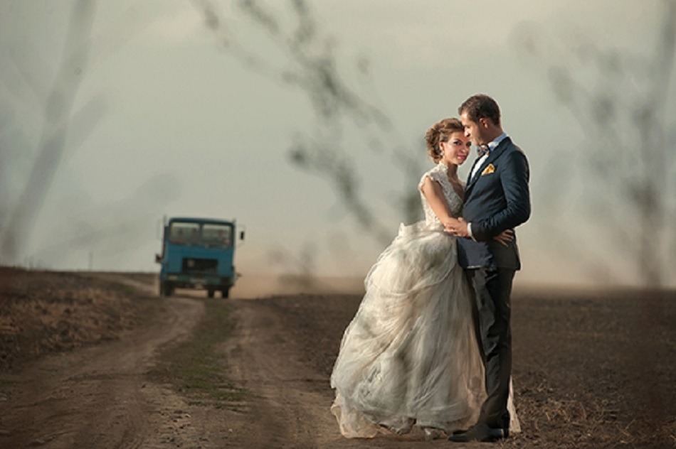 Cum se comporta un fotograf profesionist la nunta?