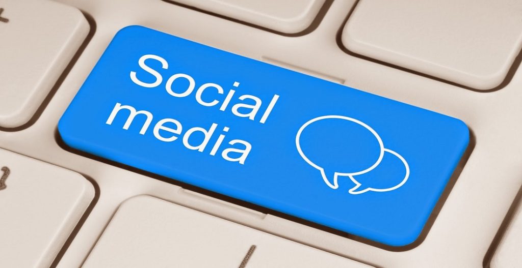 Cum tratam canalele social media in prezent?